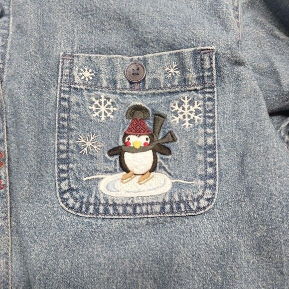 Womens Button Up Denim Shirt Sz M Blue Embroidered Penguins Snowflakes Shacket - Picture 5 of 14